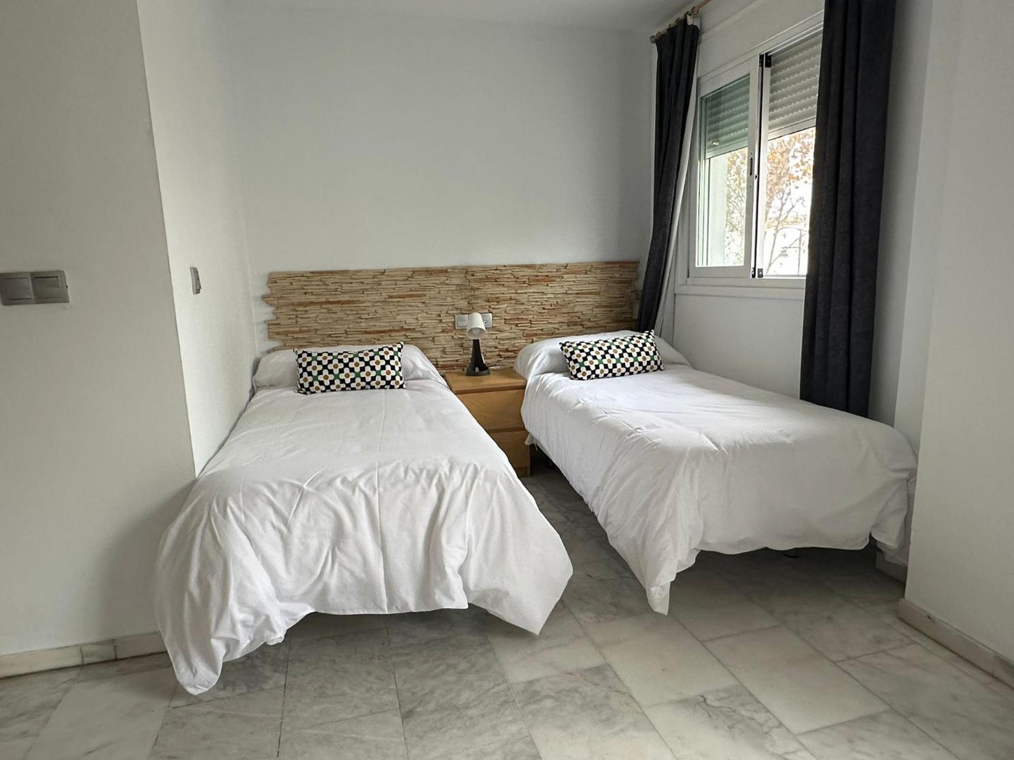 Apartahotel Dona Reyes Chipiona Ngoại thất bức ảnh