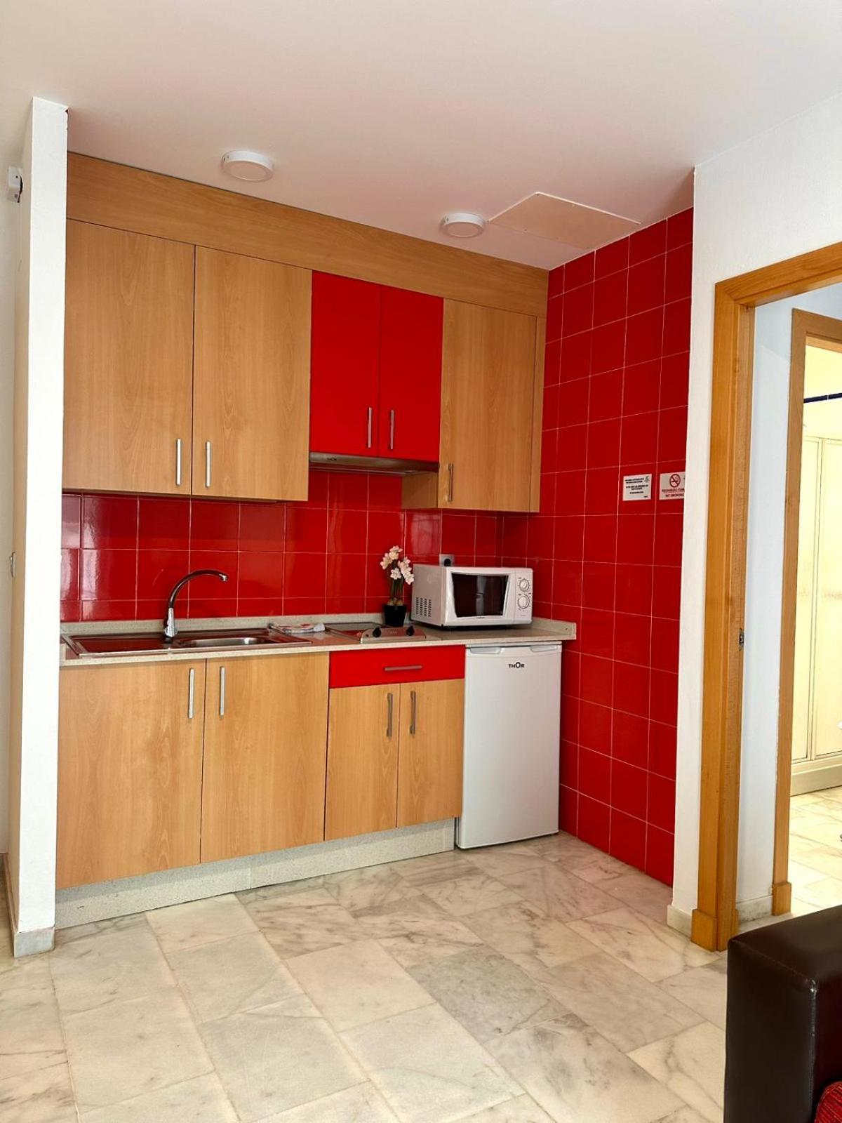 Apartahotel Dona Reyes Chipiona Ngoại thất bức ảnh