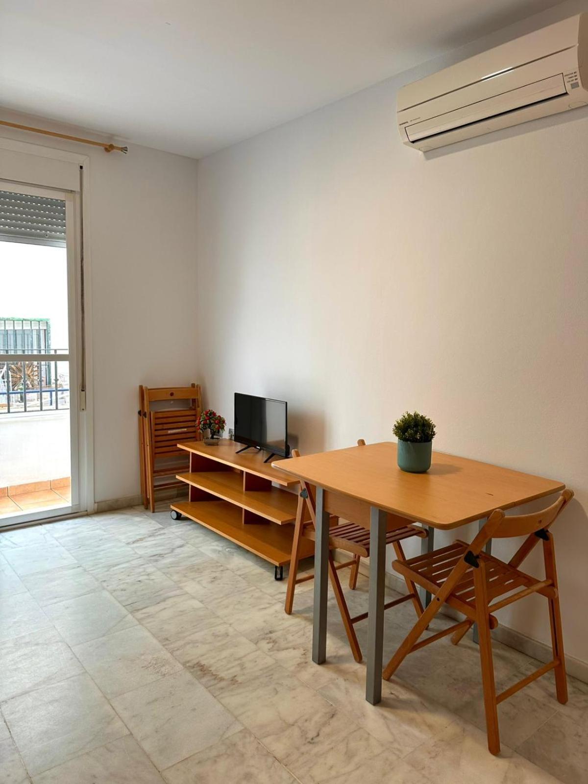 Apartahotel Dona Reyes Chipiona Ngoại thất bức ảnh