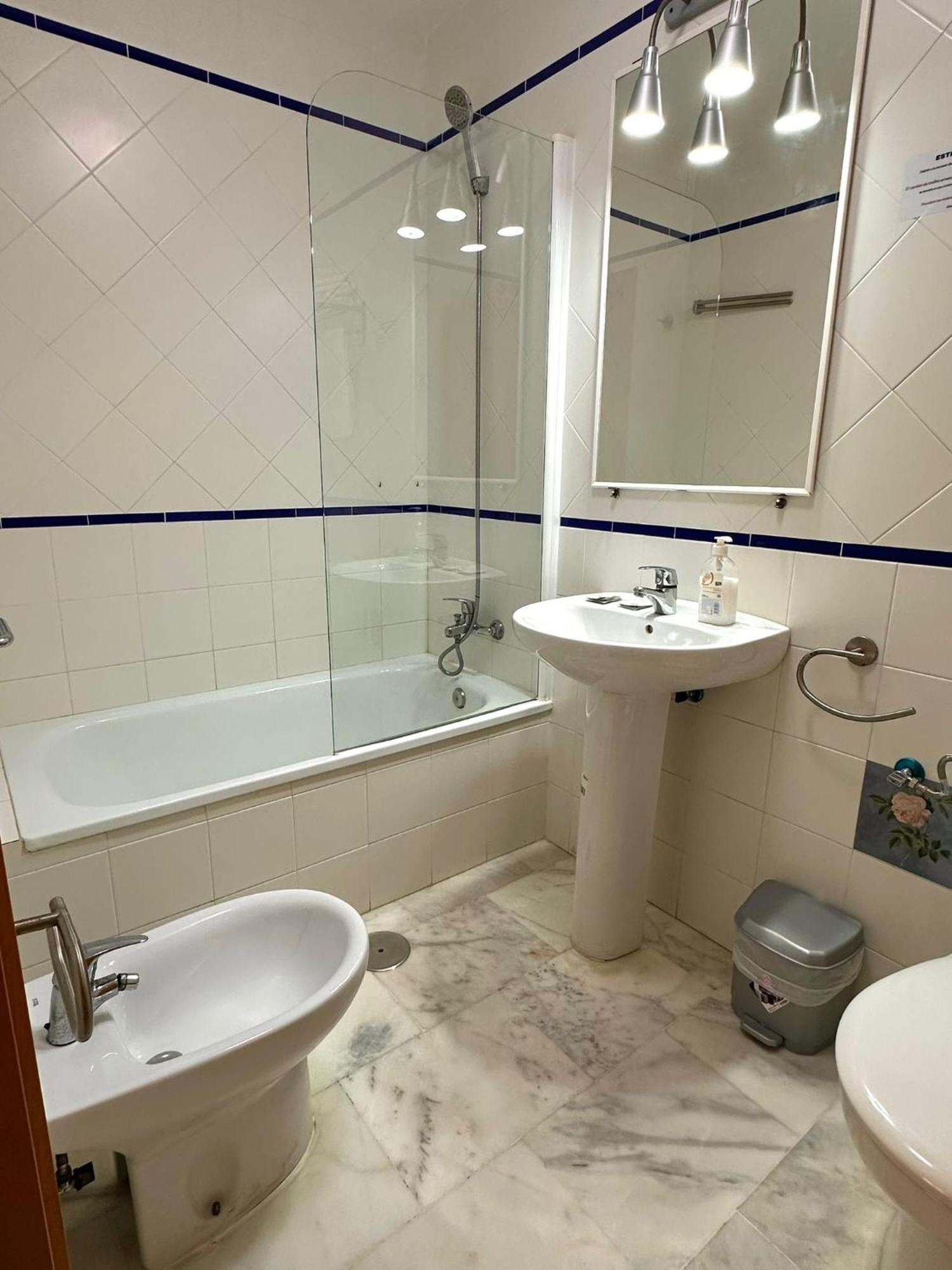 Apartahotel Dona Reyes Chipiona Ngoại thất bức ảnh
