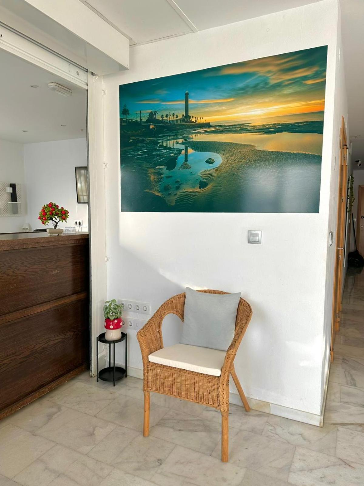 Apartahotel Dona Reyes Chipiona Ngoại thất bức ảnh