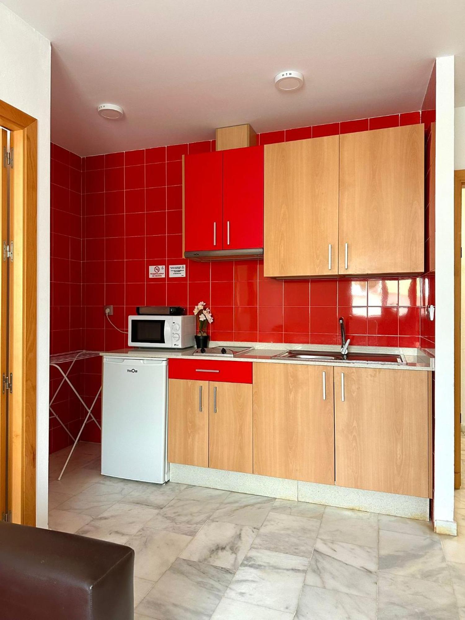 Apartahotel Dona Reyes Chipiona Ngoại thất bức ảnh